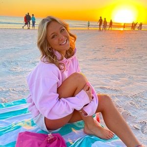 Meet your Posher, Reese